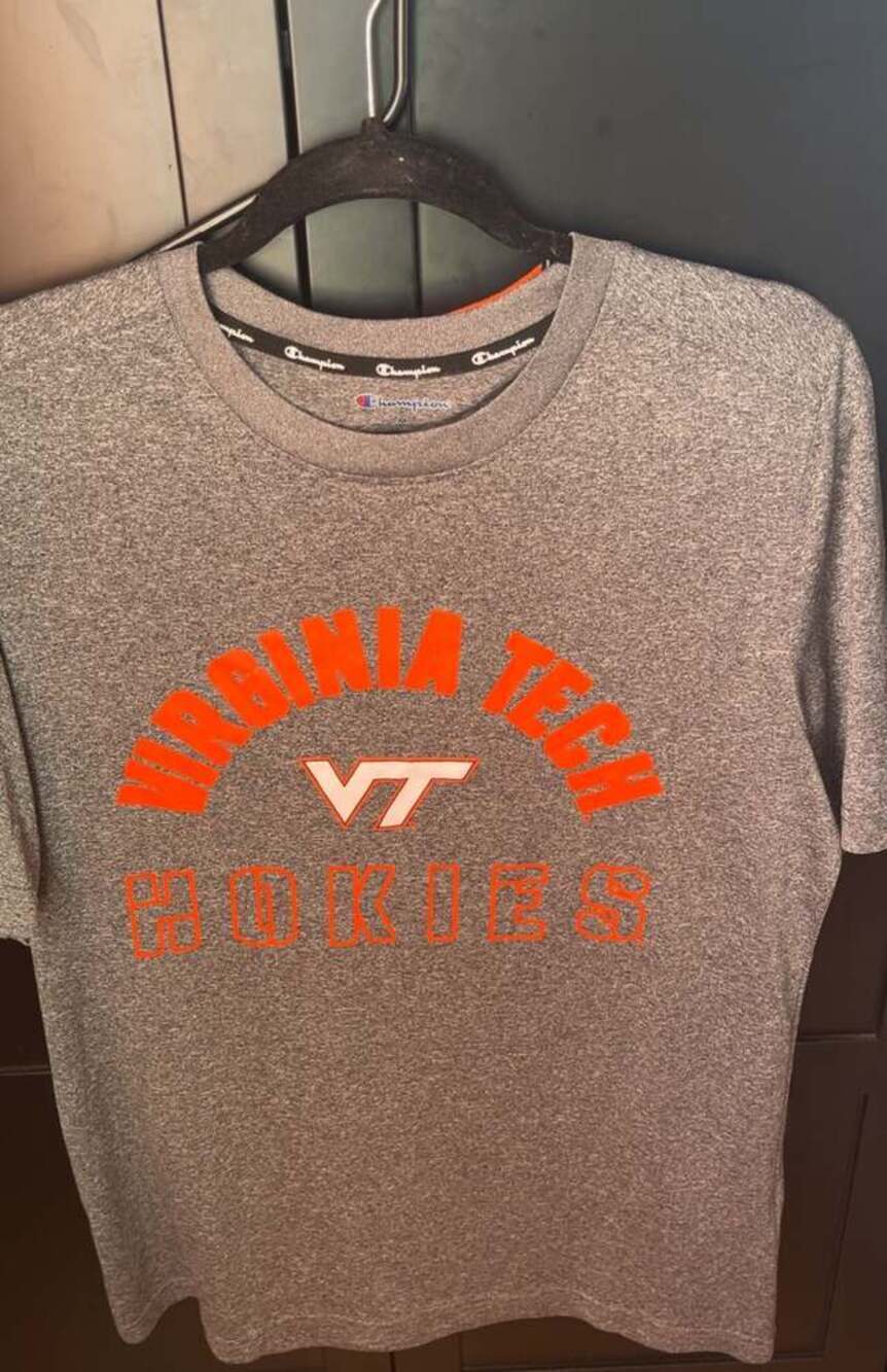 Virginia Tech University medium Mens Gray Graphic Logo T-Shirt